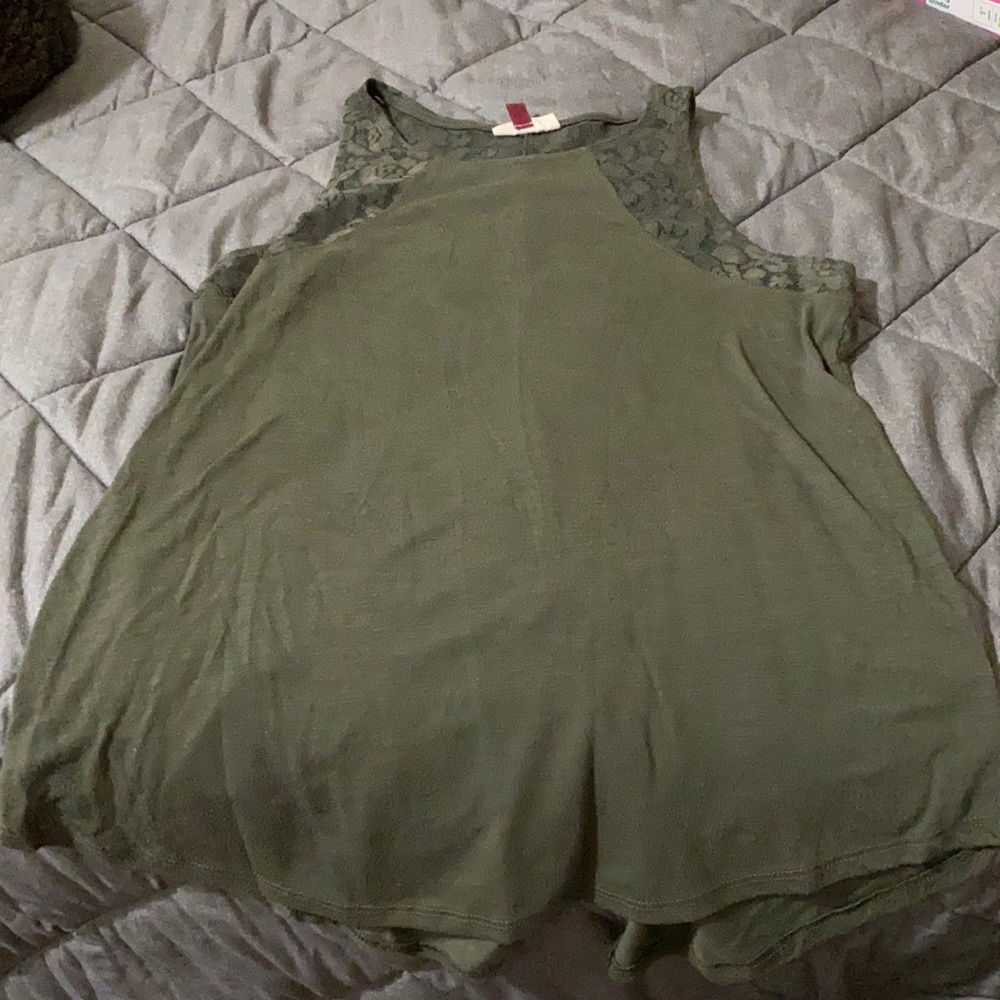 Army green tank top with lace sleeves